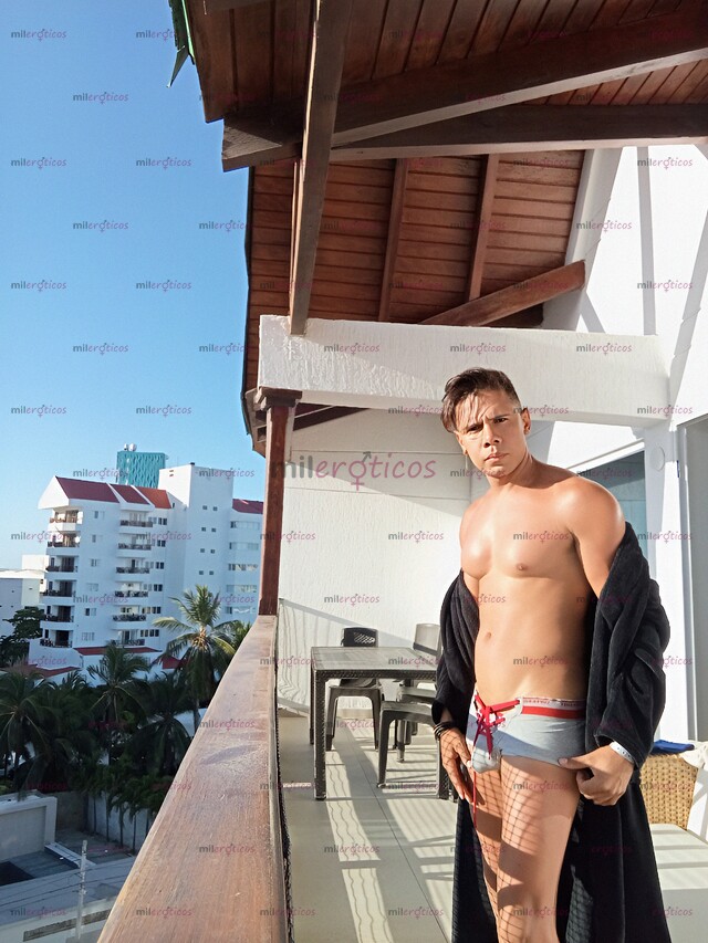 FOTOS DE 23CM OF A BIG DICK FOR YOUR ASS YOUR IDEAL GUY FULL HARD AS ROCK