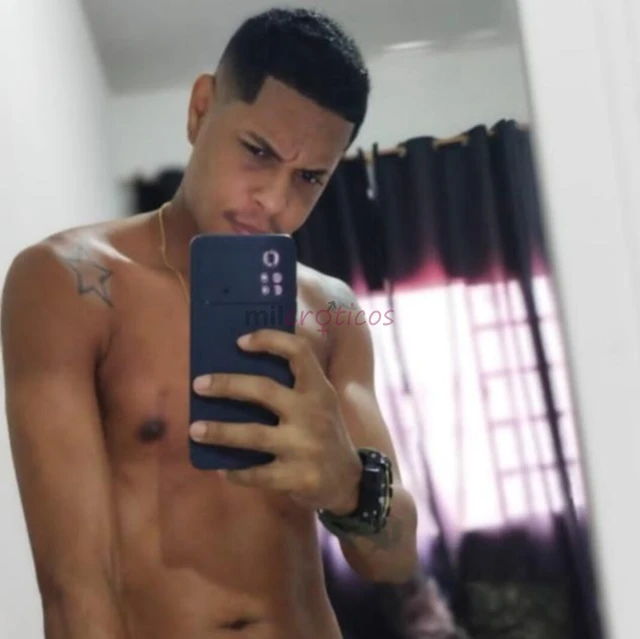Opa min chamo yan sena arrombador de rabo ativo sem frescuras moreno alto magrinho simpatico gente fina 1 70 de altura 60 k vem pro boyzinho sou total...
