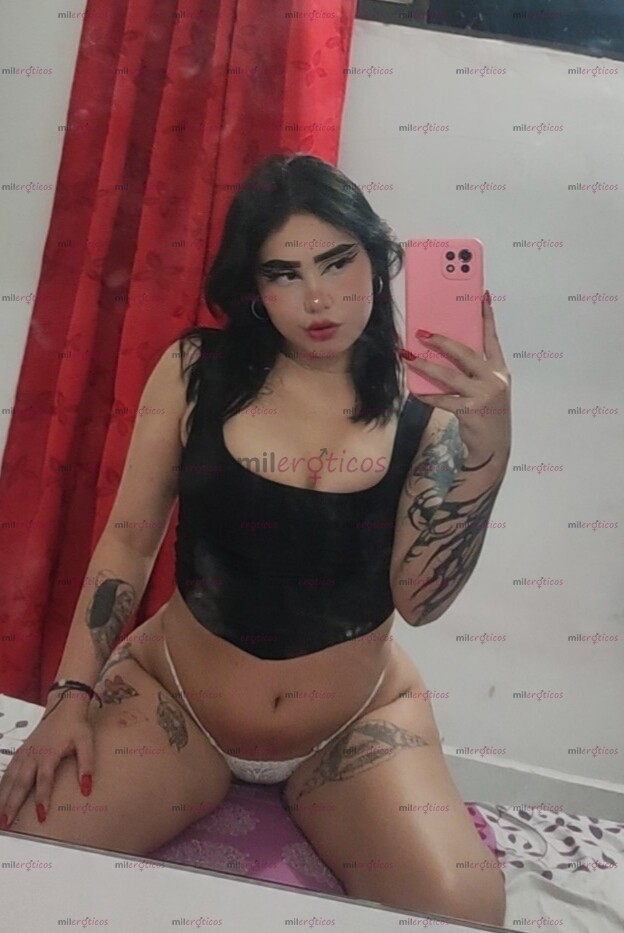 FOTOS DE EMMA BLANQUITA TATUADA DE NUEVO EN BELLO DISPONIBLE PARA TI