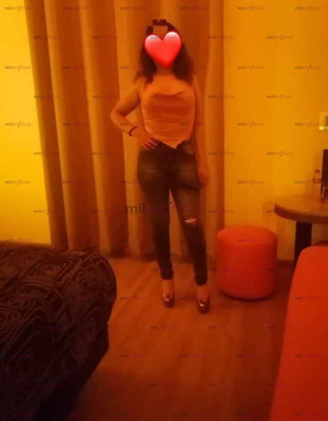 FOTOS DE DISFRUTA DE ESTA DIOSA ESTA NOCHE BEBÉ...