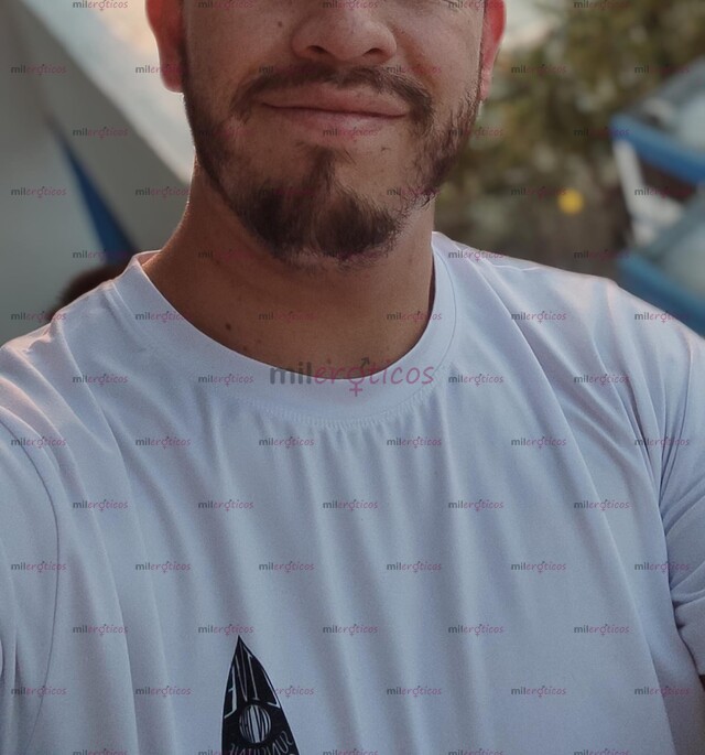 FOTOS DE HOMBRE CON GANAS DE CUMPLIR FANTASIAS SEXUALES DE MUJERES!!!