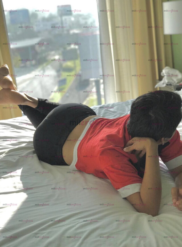 FOTOS DE LEYBER UN JOVEN HERMOSO Y NALGÓN PARA TI PAPI.