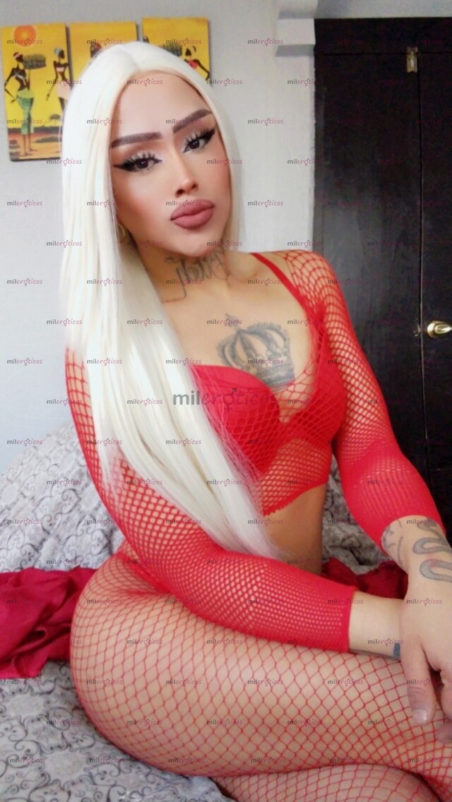 FOTOS DE NENA FEMENINA, SUPER CALIENTE, PERO SOBRE TODO COMPLACIENTE!!!!