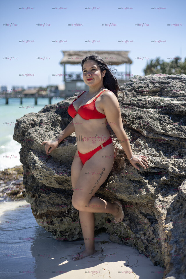 FOTOS DE LA BELLA GENIO, ARE TUS FANTASÍAS REALIDAD, SOLO 19 AÑOS ¡ NUEVA Y APRETADITA !