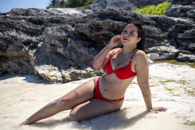 FOTOS DE LA BELLA GENIO, ARE TUS FANTASÍAS REALIDAD, SOLO 19 AÑOS ¡ NUEVA Y APRETADITA !