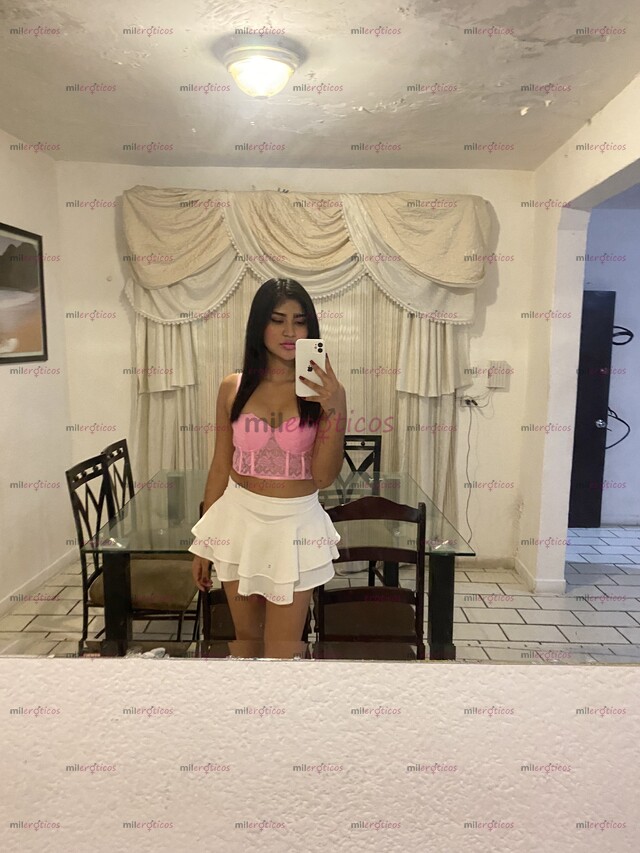 FOTOS DE ALEXIA CHICA VIP, DE 18 AÑOS DELGADA Y COMPLACIENTE