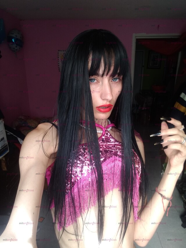 FOTOS DE LET YOURSELF BE SPOILED BY A 19 YEAR OLD TRANS GIRL, BEAUTIFUL AND SUPER HOT.