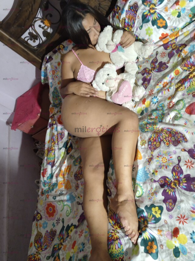FOTOS DE LA MORENA TITANEA SEXI ATREVIDA ESPONTÁNEA COLETA Y COMPLACIENTE