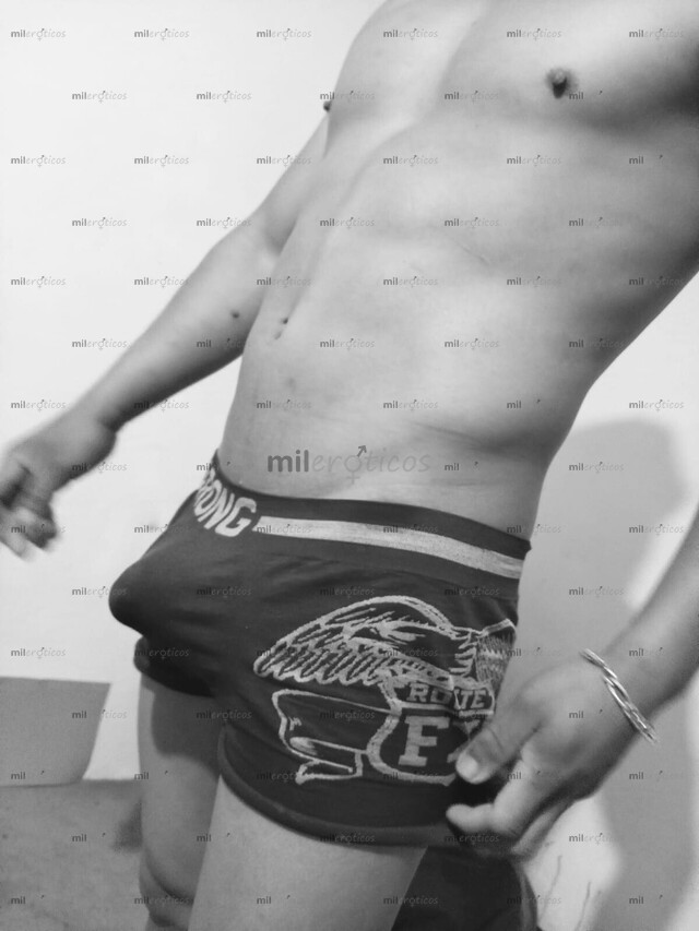 FOTOS DE HOLA HERMOSA SOY UN CHICO MUY ARDIENTE DE 21