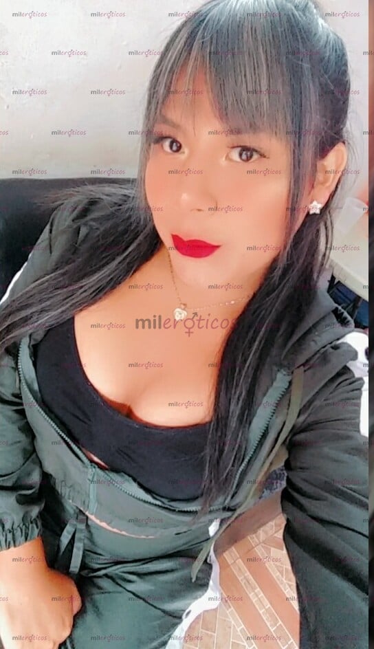 FOTOS DE CHICA MUY FEMENINA CON PENE 18CM GOZALO AL MÁXIMO
