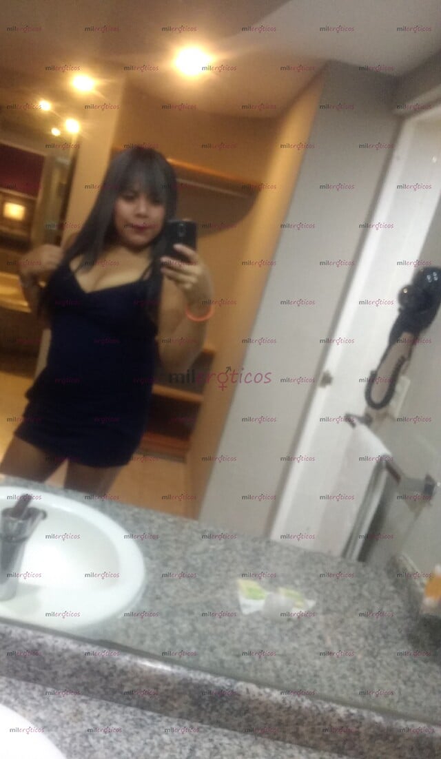 FOTOS DE CHICA MUY FEMENINA CON PENE 18CM GOZALO AL MÁXIMO