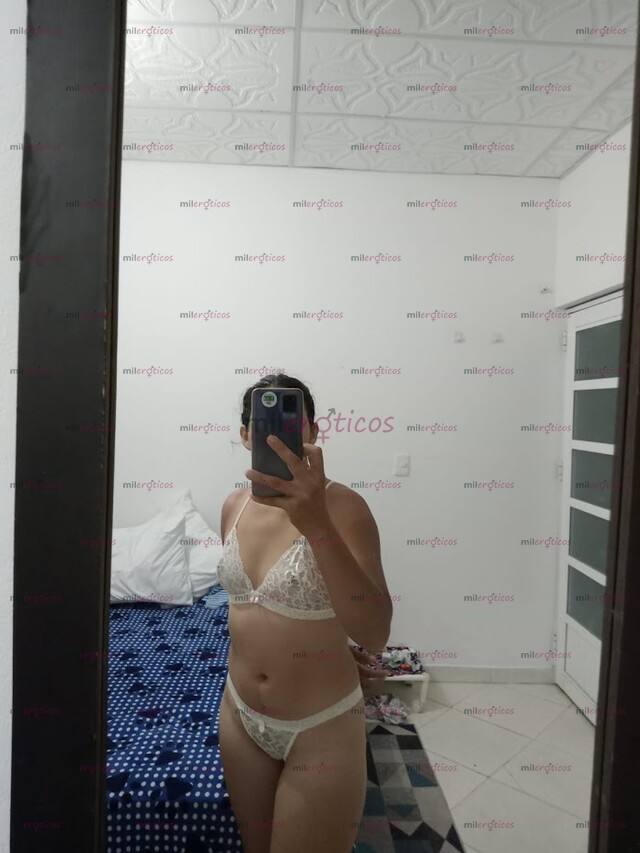 FOTOS DE ESMERALDA MASAJISTA COMPLACIENTE DEJATE CONSENTIR POR MIS DELICADAS MANOS