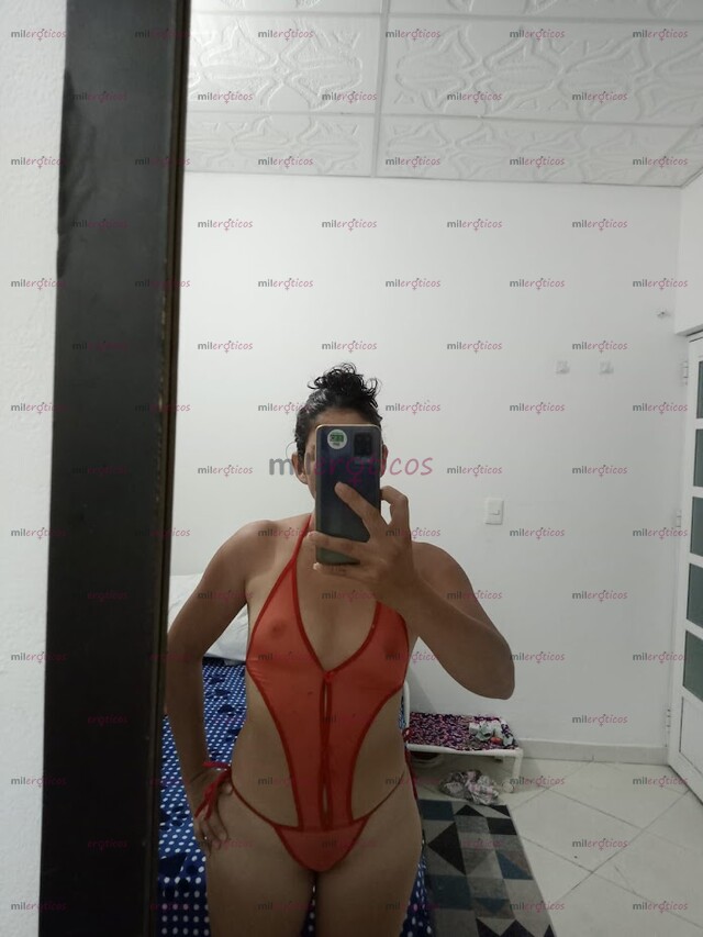 FOTOS DE ESMERALDA MASAJISTA COMPLACIENTE DEJATE CONSENTIR POR MIS DELICADAS MANOS