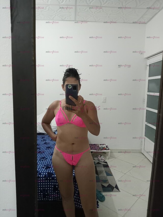 FOTOS DE ESMERALDA MASAJISTA COMPLACIENTE DEJATE CONSENTIR POR MIS DELICADAS MANOS