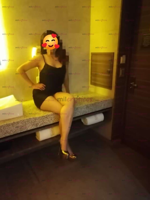 FOTOS DE KAREN CHAVITA SEXOSA Y BIEN CALIENTE BEBÉ
