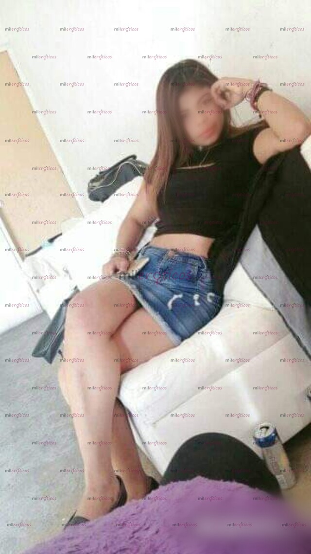 FOTOS DE HOY..2X1..MI VAGINA CALIENTITA Y ENSALIBADA ME PUNZA POQUITO A POQUITO