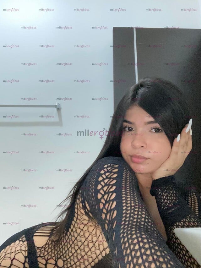 FOTOS DE COLOMBIANA CALIENTE Y LISTA PARA CUMPLIR TUS FANTASIAS