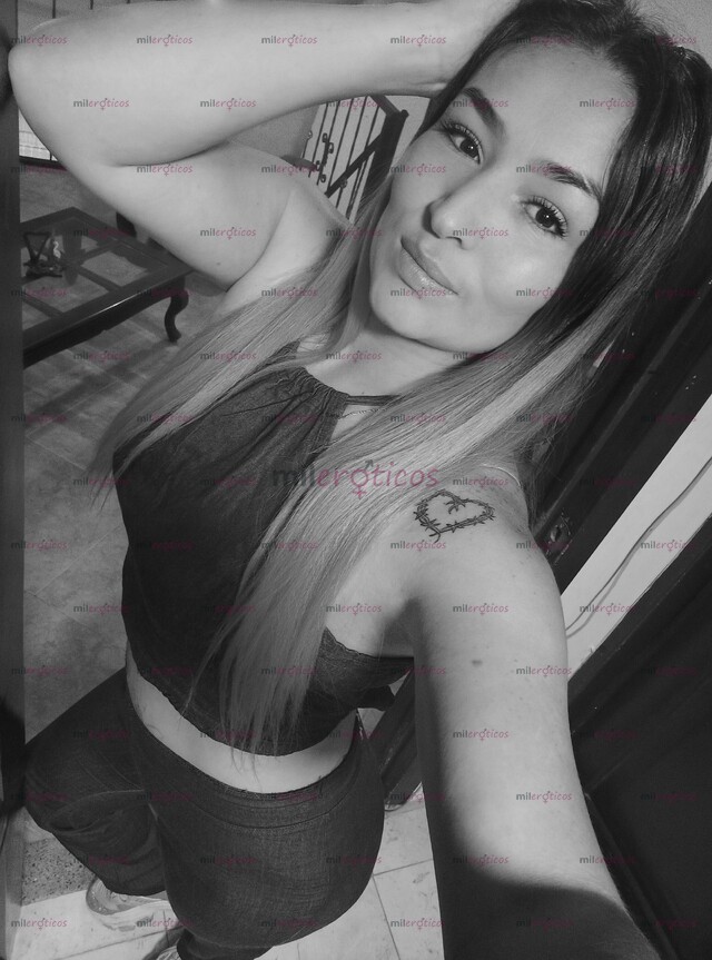 FOTOS DE TERAPEUTA EROTICA, REALIZO MASAJE CON MI COLA VAGINA Y PIES, EN PECHO Y CARA