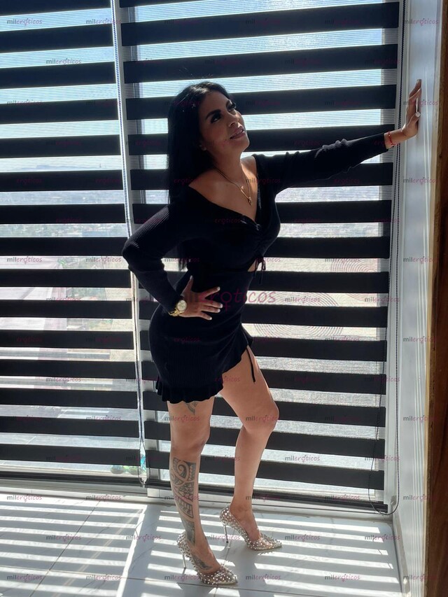 FOTOS DE TODA MOJADITA ESPERANDO ME LA METAS LENTO Y RICO PAPI