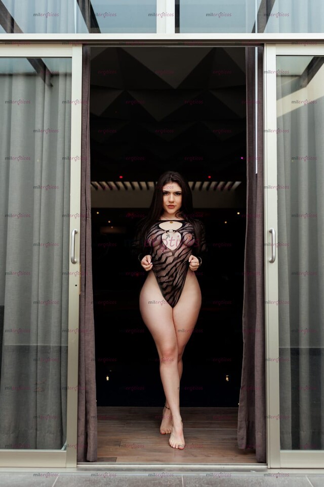 FOTOS DE SOY SOFIA, VENGO LLEGANDO A LA CIUDAD, SOLO ESTARE POCOS DIAS AQUI