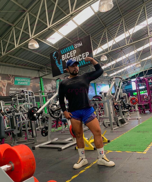 FOTOS DE MASAGGE SEXXX Y ESCORT. DISCRETO Y MACHO.