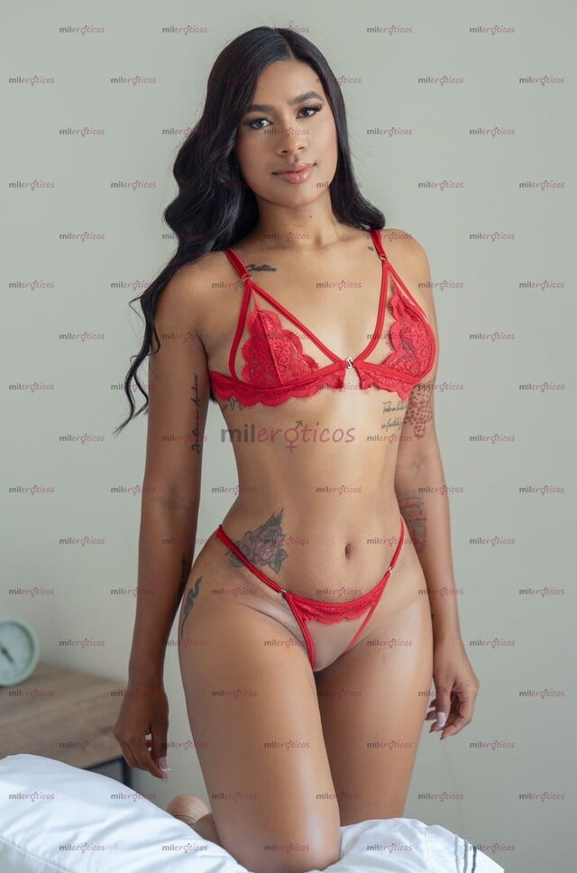 FOTOS DE FIERA GUAPA Y JOVEN ! LISTA PARA UN RICO SEXO O UN ORAL PROFUNDO
