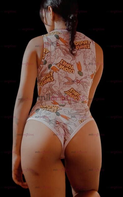 FOTOS DE HOLA LINDOS SOY DANIELA UNA FLACA DESCOMPLICADA LISTA PARA SATISFACER SUS FANTAÍ