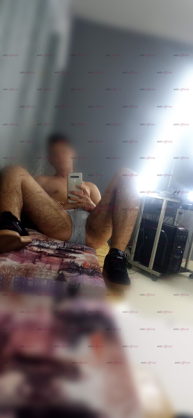 FOTOS DE CHICO ARRECHO CALIENTE CON DESEOS DE SATISFACERTE
