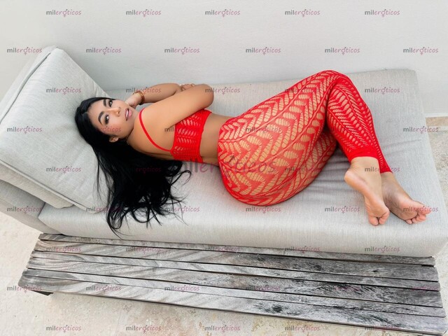 FOTOS DE CHICA DE ROSTRO ANGELICAL GLÚTEOS FIRMES Y DE PIERNAS EXQUISITAS VEN A PROBARME