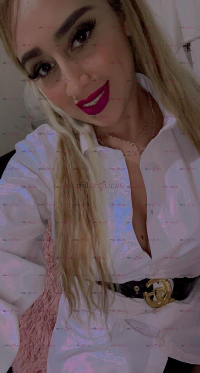 FOTOS DE FLAKITA CON PUCHITA APRETADITA !!!! CHIKA PETIT