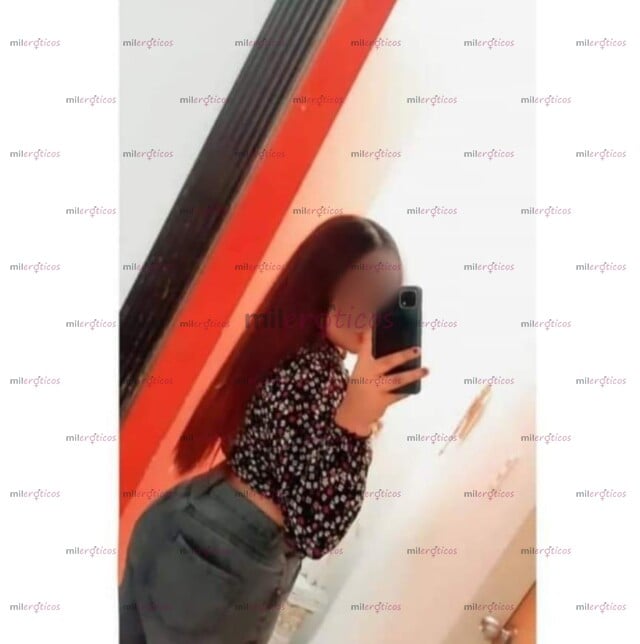 FOTOS DE VALERIA, JOVEN Y SEXY ESCORT. PECHOS Y VAGINA JUGOSA.