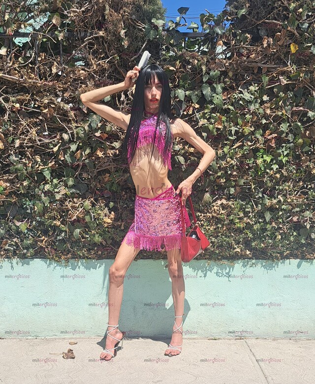 FOTOS DE CHICA CANDENTE ESTA DISPUESTA A DARTE PLACER EL QUE BUSCAS .19 AÑOS DE EDAD..