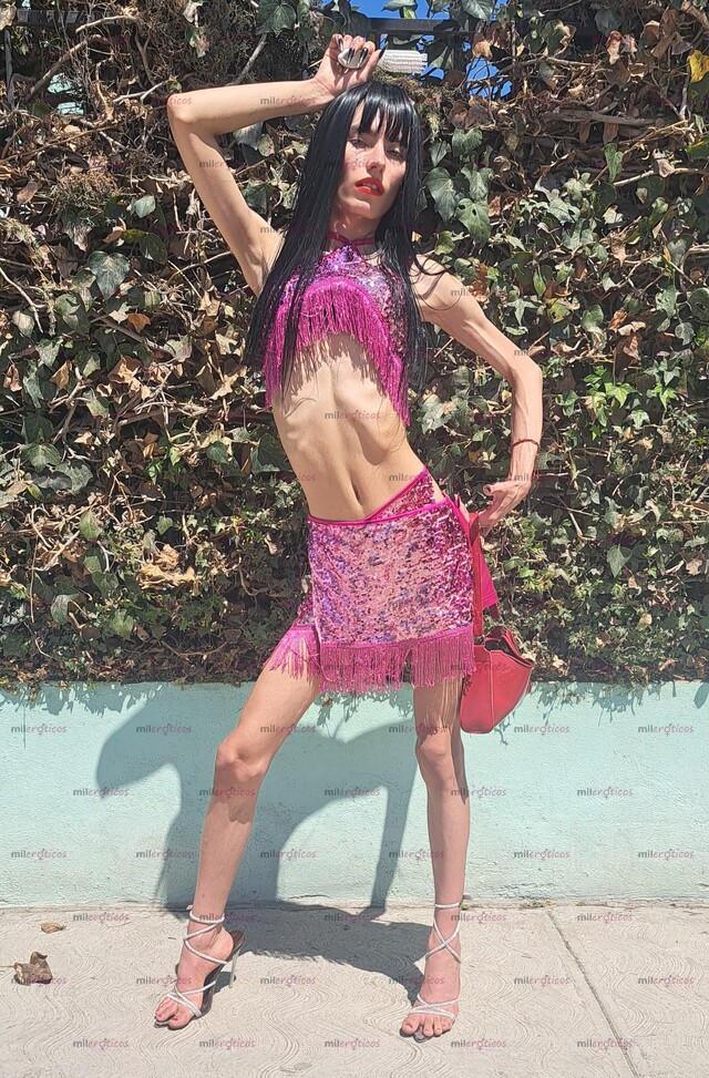 FOTOS DE CHICA CANDENTE ESTA DISPUESTA A DARTE PLACER EL QUE BUSCAS .19 AÑOS DE EDAD..