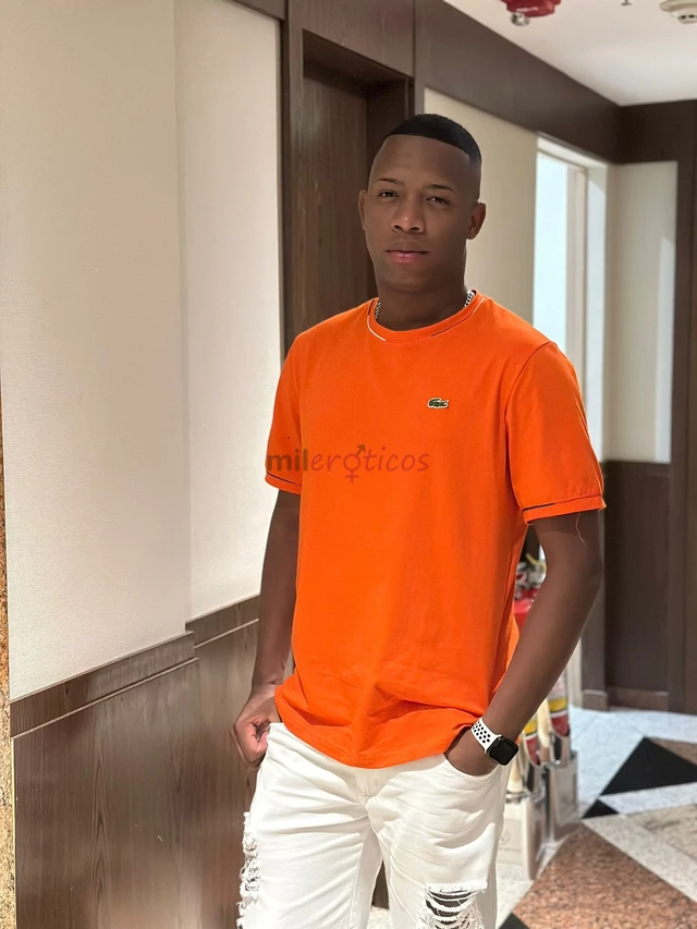 Me chamo thiago sou carioca 22 cm de piroca grande e grosso curto tudo entre 4 paredes sem frescura estou na cidade pela primeira vez sou macho discre...