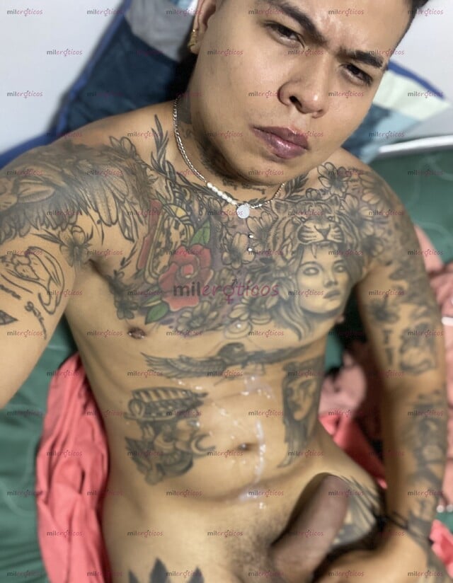 FOTOS DE TATUADO LECHERO CON APARTAMENTO INDEPENDIENTE LISTO PARA DARTE LECHE