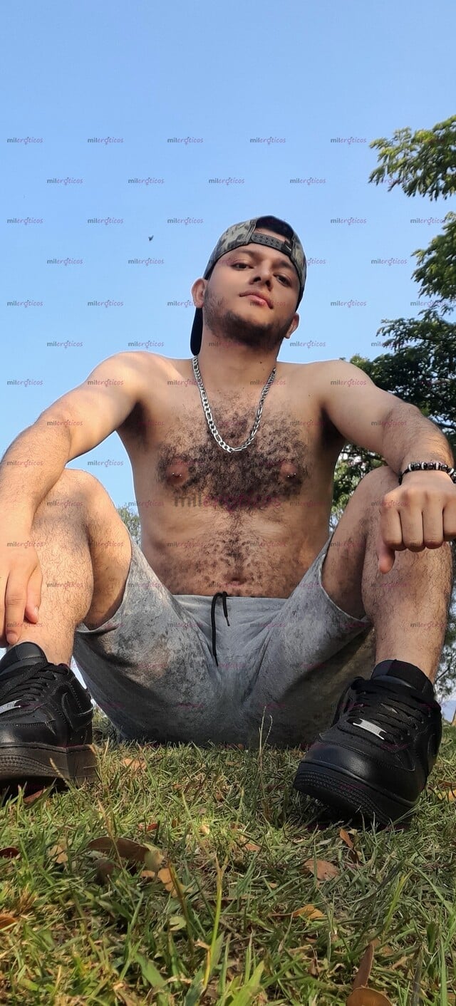 FOTOS DE JOVEN DE 24 AÑOS FLACO VELLUDO 1.62 DISPUESTO A CONOCER Y COMPARTIR MOMENTOS