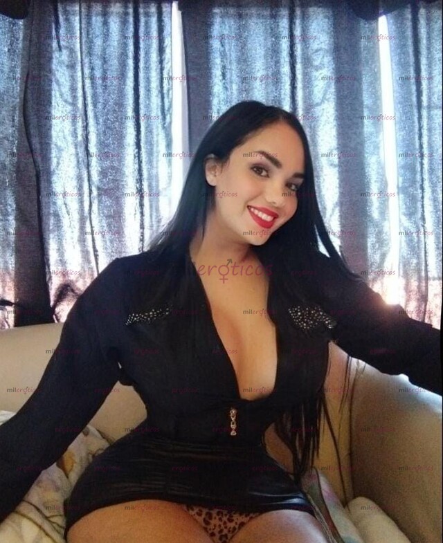 FOTOS DE VERGA LLENA DE LECHE ELEGANTE Y EDUCADA COMPLACIENTE SÚPER GUAPA Y HERMOSA.