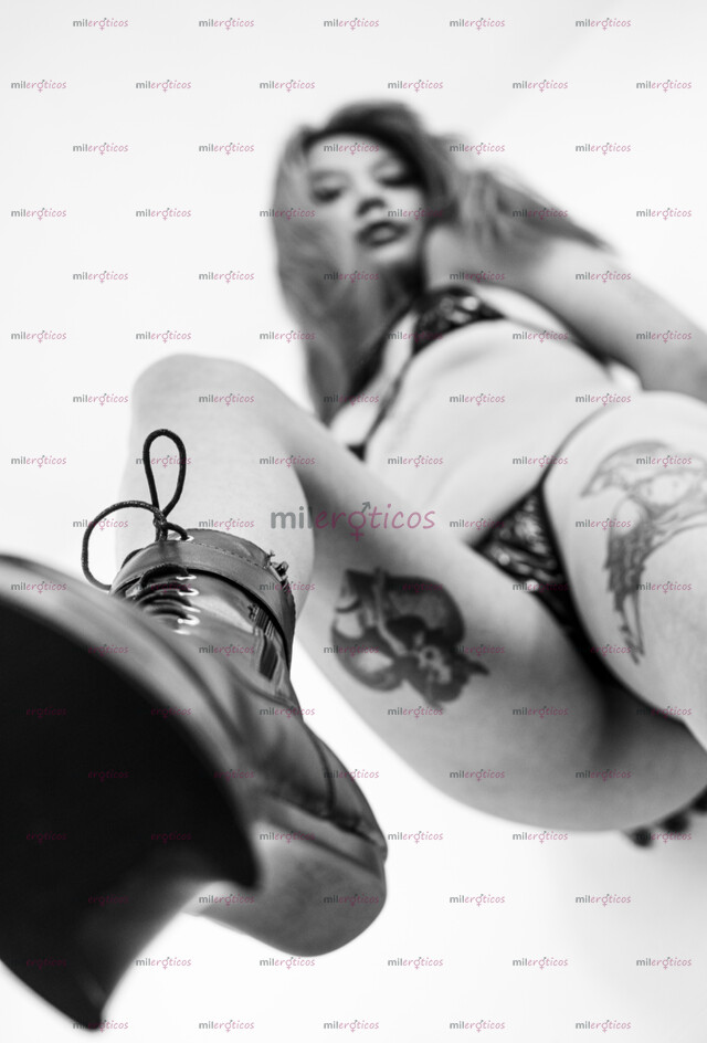 FOTOS DE VEN A MI LADO Y TENGAMOS UNA SESIÓN BDSM