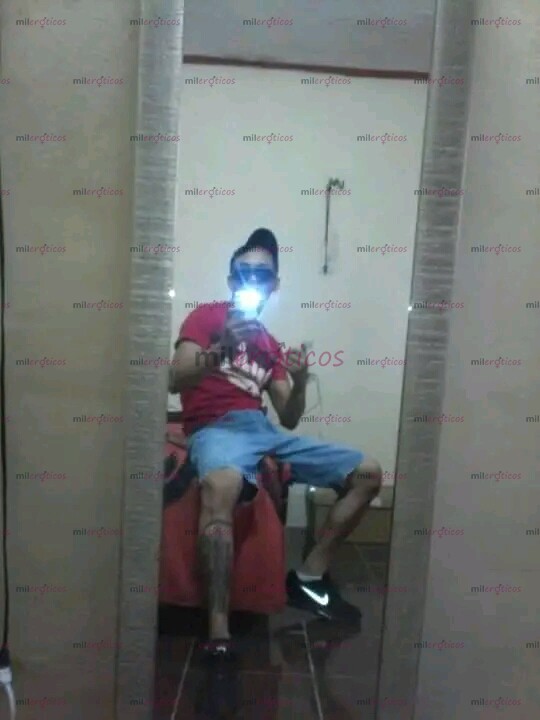 FOTOS DE TU MEJOR AMIGO CONFINDENTE MUY COMPLACIENTE Y DISPONIBLE PARA LA FIESTA Y PLACER
