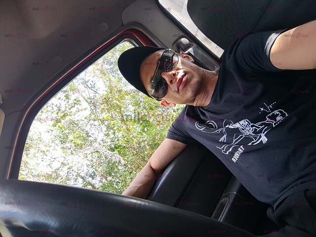 FOTOS DE TU MEJOR AMIGO CONFINDENTE MUY COMPLACIENTE Y DISPONIBLE PARA LA FIESTA Y PLACER