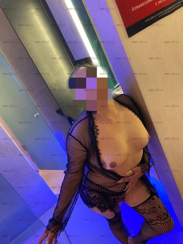 FOTOS DE ANDO MOJADITA, SOY MUY COGELONA, APRETADITA Y MUY CACHONDA
