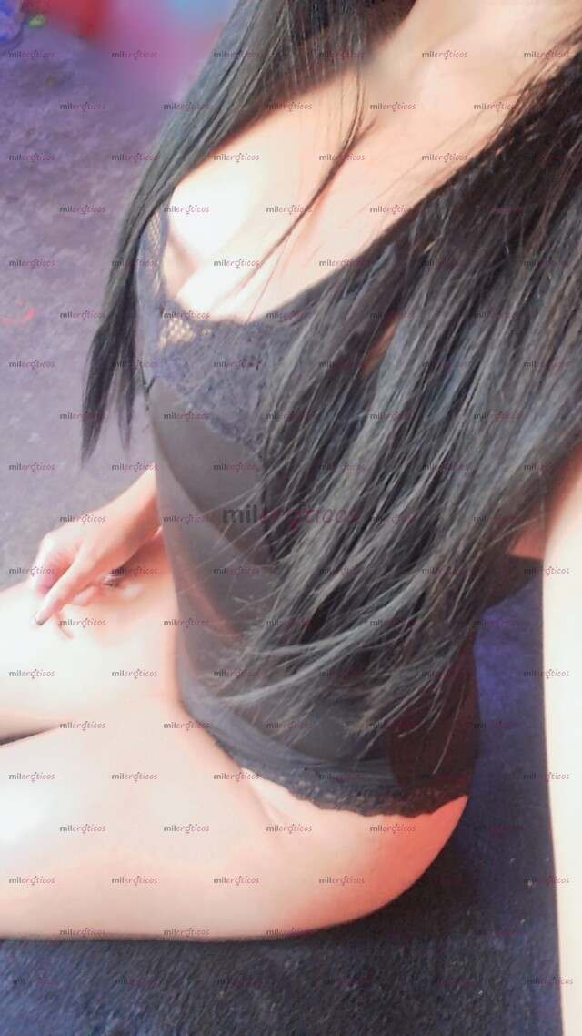 FOTOS DE UNIVERSITARIA CON GANAS DE MÁS, FLAQUITA TRAGONA.