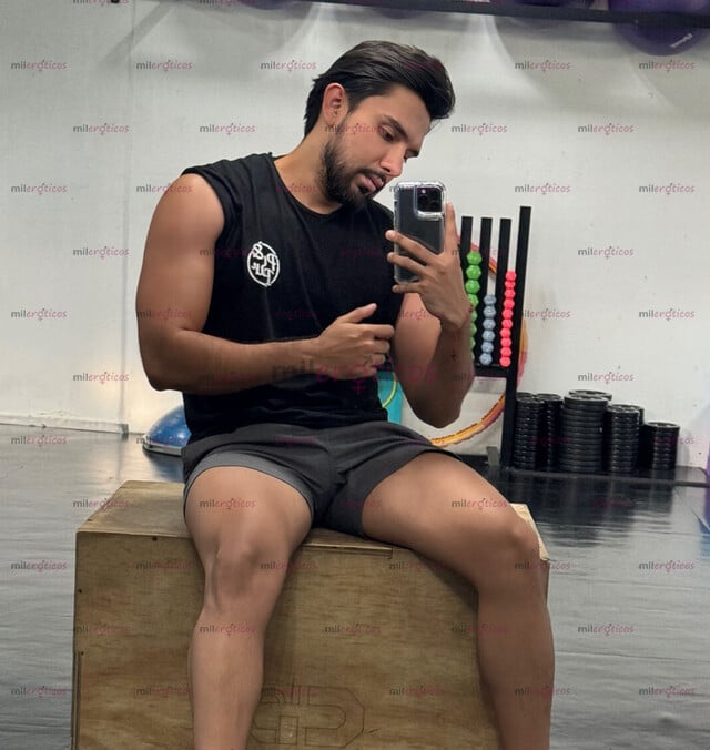 FOTOS DE CABALLERO ERÓTICO DE LUJO PRESENCIA, TENTACIÓN Y CONEXIÓN REAL