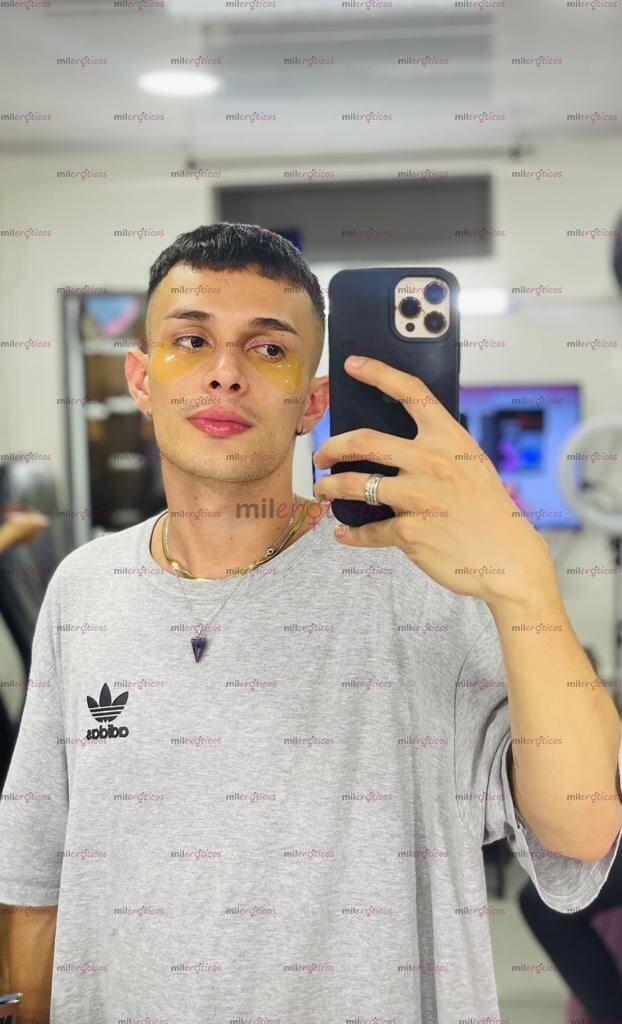 FOTOS DE POLLITO PINTA VERGON LECHERO CON BUEN PORTE Y BUEN CULO CON DISPONIBILIDAD