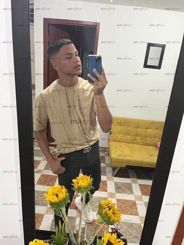 FOTOS DE LENIM TWINK DE 19 AÑOS ABIERTO A CUALQUIER PLAN Y PASARLA DELI
