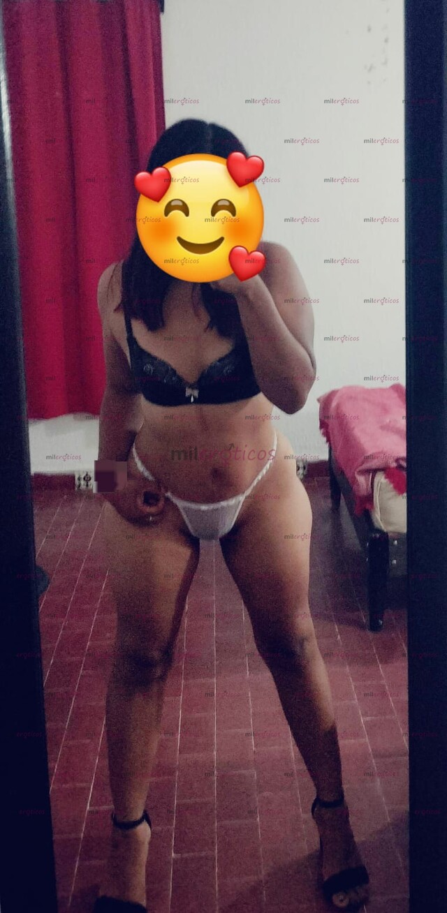 FOTOS DE HOLA PAPI SOY NICOLE VEN A DARME DE TU RICO PENE BEBE