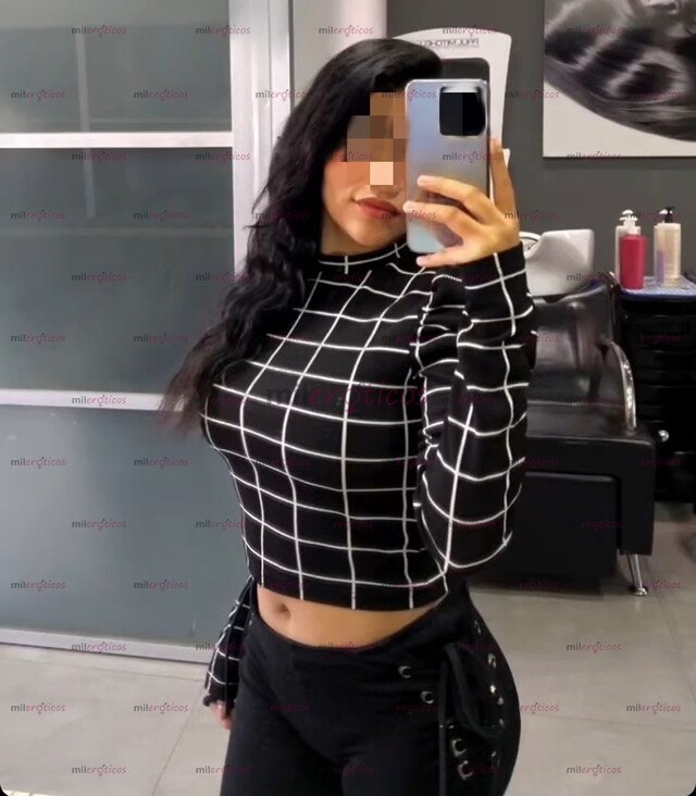 FOTOS DE SUPER APRETADITA PETTIT DE 19 AÑITOS DEJAME CONSENTIRTE PAPI!