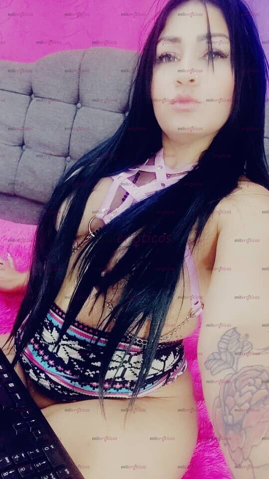 FOTOS DE SEXI COMPLACIENTE CON GANAS DE PASARLA RICO AMOR