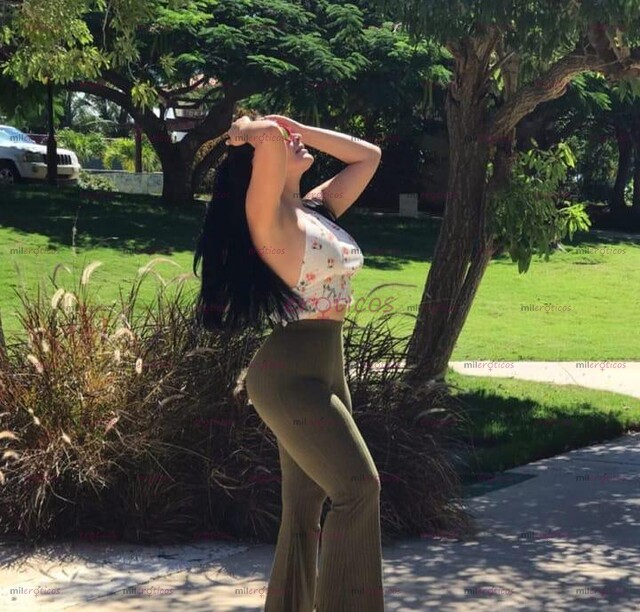 FOTOS DE JENIFFER TU CHICA DIAMANTE QUIERE PASÁRSELA DE MARAVILLA