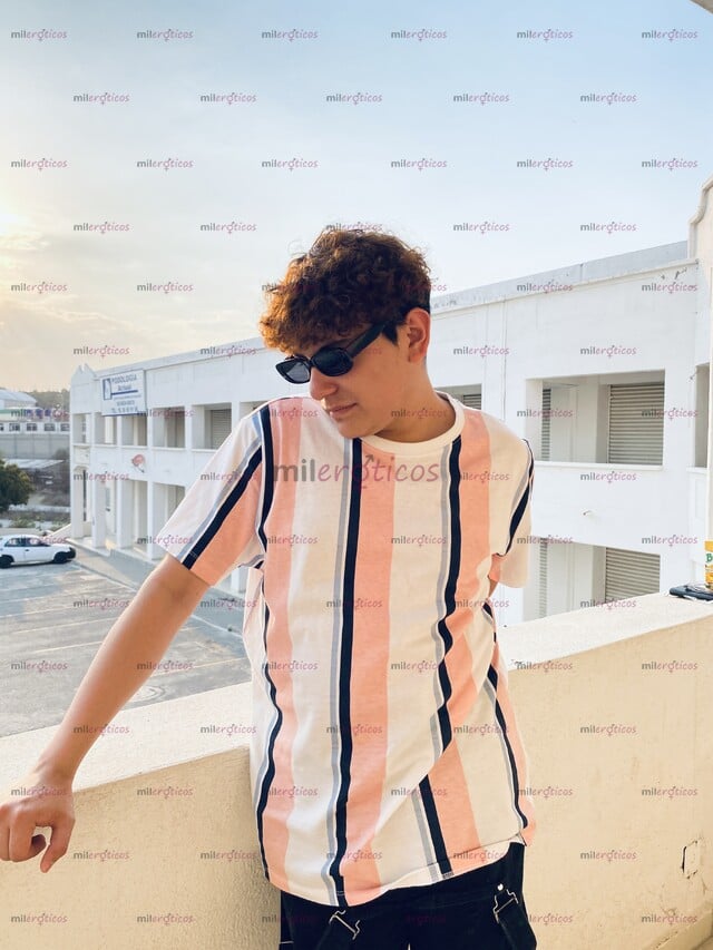 FOTOS DE HOLA MI NOMBRE ES TONY, SOY PASIVO, SOLO PASIVO. 18 AÑITOS.